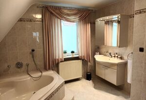 Ferienhaus "Lachberg9" – Ferienhaus, Dusche und Bad, WC, Komfort
