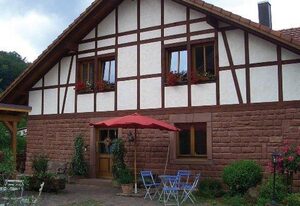 Haus Wiesengrund – Ferienwohnung Geierstein
