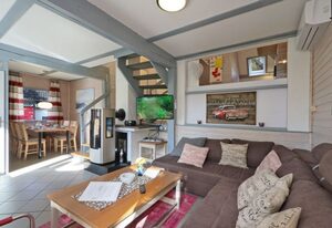 Urlaub mit Seeblick, Kamin und Sauna - Ferienhaus Felix von Mein-Seepark