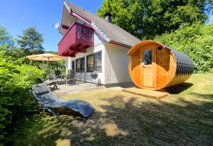 Urlaub mit Seeblick, Kamin und Sauna - Ferienhaus Felix von Mein-Seepark