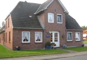 BARLT - Ferienhaus Bärbel – 1+2 - Haushälfte 5-Raum