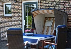 Detjens: FeWo in ruhiger Lage mit Terrasse und Garten – Ferienwohnung Detjens