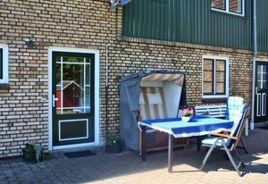 Detjens: FeWo in ruhiger Lage mit Terrasse und Garten – Ferienwohnung Detjens
