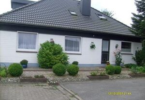 Späth, Irene – Späth, Irene - Große Wohnung im EG, 3 SZ