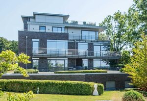 Exklusive Ferienwohnung mit Wasserblick – Ferienwohnung Meierwik