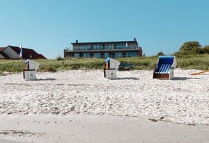 Ostsee-Strandhaus-Holnis – Strandhaus - Familiensuite Seestern mit Terrasse