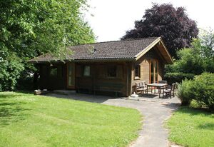 Gemütliches Blockhaus auf historischem Dreiseithof – Ferienhaus Ströh