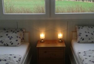 Tiny House 1 mit Terrasse, sehr ruhig in Kollmar – Luxus Chalet mit Terrasse