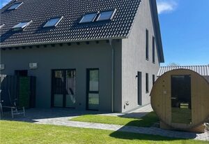 Küstenwaldbude luv – Großes Luxus-Neubau-Ferienhaus in Pelzerhaken/Ostsee mit Sauna für 10 Gäste &Hund