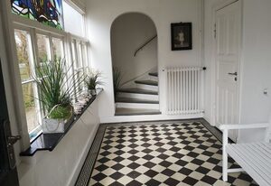 Alte Villa 02