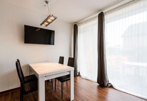 Ferienwohnung "Mour" – Mittelreihenhaus "Mour" mit Terrasse über 2 Etagen für 4 Personen