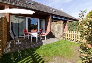 Ferienwohnung "Mour" – Mittelreihenhaus "Mour" mit Terrasse über 2 Etagen für 4 Personen