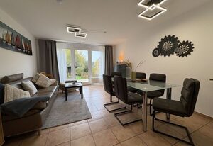 Ferienhaus "MeerZeit" – Ferienhaus über 3 Etagen, 65 m² Wohnfläche mit Terrasse und Garten