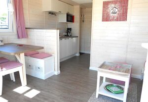 Hausboot Emma mit toller Dachterrasse in Neustadt i.H.