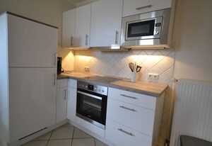 Ferienhaus Sir Henry – Große Ferienwohnung für 6 Personen mit Balkonen und Grill in Strandnähe