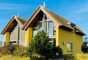 Ostsee - Reetdachhaus Nr. 8 "Sonne und mehr" - mit Lademöglichkeit im Strand Resort