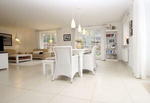 Ohl Dörp 55b, Whg. 2 – Haushälfte in Wrixum unter Reetdach mit 4- Zimmer und 140 qm