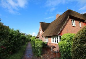 Ohl Dörp 22 Pastoratshof, Haus 3 – Ferienwohnung in Wrixum, mit 3- Zimmern auf 60m² im Reetdachhaus