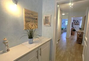 Herrenhof - Ferienwohnung 8 im EG – Ferienwohnung im EG in Wrixum auf Föhr: 76 m² mit Terrasse & Garten