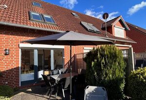 7033 Haus Wellengang – 7033  Haus Wellengang mit großem Garten und Hund erlaubt