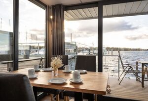 exclusives Hausboot "Opa Wilhelm"