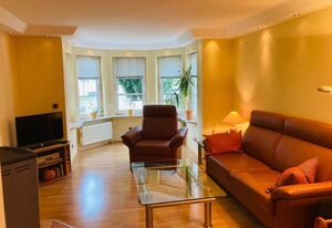 Ferienhaus SÜD WEST mit 2 SZ, Terrasse und Balkon, strandnah – Ferienhaus mit 2 SZ