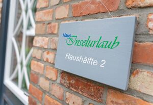 Haus Inselurlaub Hausteil 2 – "Entspannung und Abenteuer: in der Ferienunterkunft Haus Inselurlaub 2!"