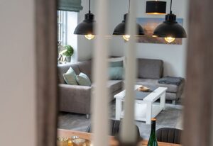Haus Inselurlaub Hausteil 1 – "Erholsamer Urlaub im Haus Inselurlaub: Entspannung und Abenteuer vereint!"