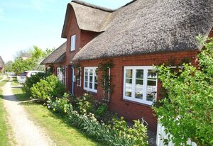 Üülen Hüs
