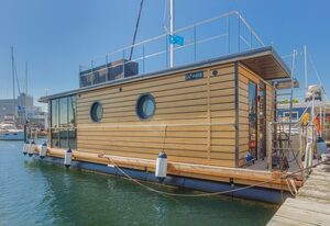 Hausboot Kleine Auszeit