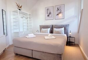 Große Penthouse Ferienwohnung mit Meerblick, Sonnenterrasse & Luxusbad von "Momentic" – Penthouse mit Meerblick, Dachterrasse, Luxusbad - Nur 50 Meter zum Strand