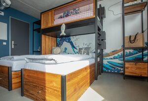 Surf Rescue Club – Shack for 2