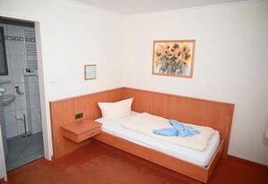 Einzelzimmer 17 UG