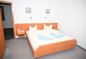 Doppelzimmer 15 UG