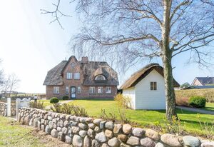 Meets Hüs