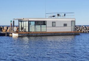 Floating Houses Laboe – Boot 2