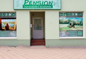 Pension Malchin – 4-Bett Schlafzimmer mit Gemeinschaftsbad und Küche Nr. 1