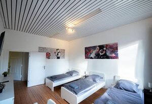 Monteurwohnung für 8 Personen in Gülzow – WLAN, Aufenthaltsraum, Parkplatz, Nähe Hamburg - GWHE1302