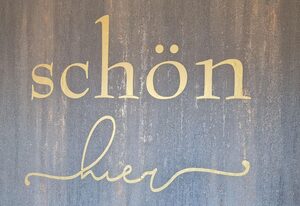 Ferienhaus "Schön hier" – Ferienhaus, bis 7 Gäste, großer Garten, Parkplätze