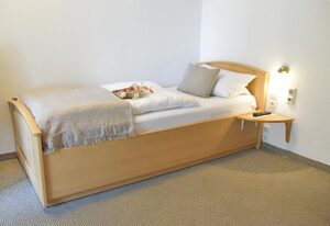 Pension "Haus Bambi" – Einzelzimmer mit Dusche, WC