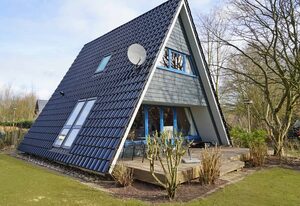 Zeltdachhaus mit W-LAN und grosser Terrasse – neue Küche mit Geschirrspüler u. Waschmaschine
