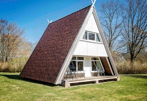 Nurdachhaus in Damp an der Ostsee