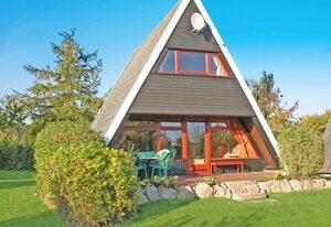 Urlaub für die ganze Familie im Zeltdachhaus – - mit W-LAN - schönes Grundstück
