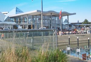 Zeltdachhaus in Strandnähe mit grossem Grundstück – Zeltdachhaus für 4 Personen