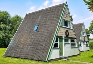Nurdachhaus im Dampland an der Ostsee – Nurdach Ferienhaus