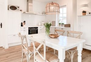 Strand Cottage
