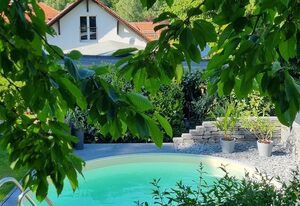 Superior - Ferienhaus am Engelsbach mit Garten und Pool