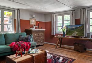 Pommernhaus Urgemütlicher Roter Schwede Sauna Boot – Sauna, Kamin, großer Garten, Ruderboot, Reetdach, Fachwerk