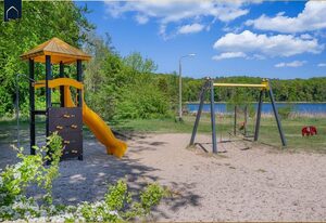 Villa Petra – Gemütliche Ferienwohnung  in Korswandt am See mit Balkon und Seeblick