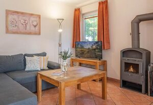 Ferienhaus See Idyll 2 – Gemütliches Ferienhaus in Korswandt mit Garten, 3 km vom Meer entfernt